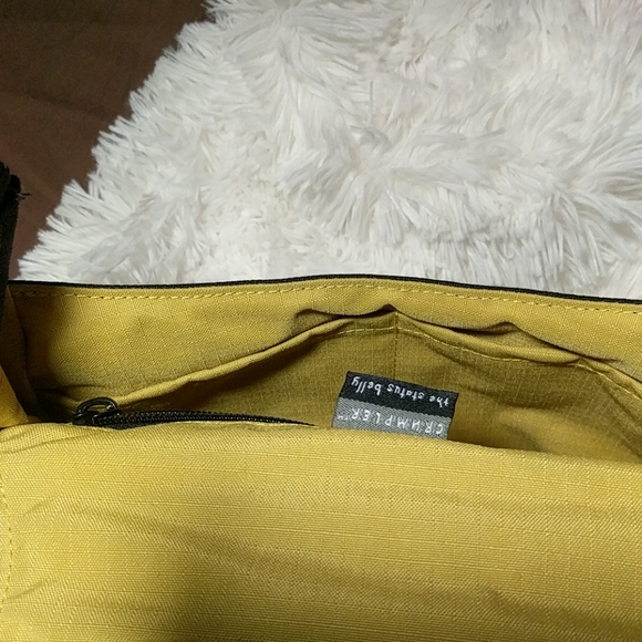 NWOT Crumpled Black Crossbody Bag - Picture 7 of 8